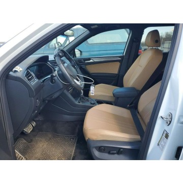 Volkswagen Tiguan  SUV 2024,  2.0 benzyna, automat - Na sprzedaż za 52 000 zł - Warszawa - zdjęcie 7