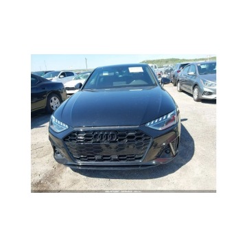Audi A4  Sedan/Limuzyna 2021,  2.0 benzyna, automat - Na sprzedaż za 45 000 zł - Warszawa - zdjęcie 3