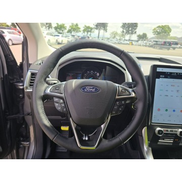 Ford Edge  SUV 2024,  2.0 benzyna, automat - Na sprzedaż za 49 000 zł - Warszawa - zdjęcie 9