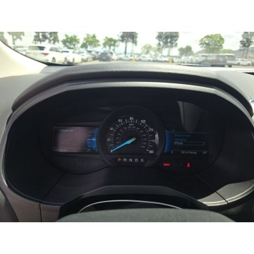 Ford Edge  SUV 2024,  2.0 benzyna, automat - Na sprzedaż za 49 000 zł - Warszawa - zdjęcie 10