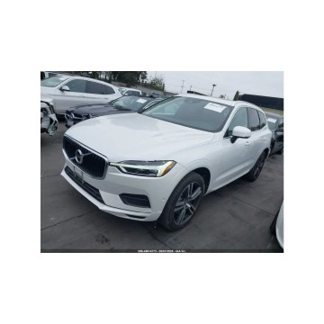Volvo XC 60 - AWD / T6 MOMENTUM / niski przebieg