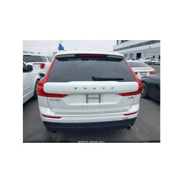 Volvo   SUV 2018,  2.0 benzyna, automat - Na sprzedaż za 35 000 zł - Warszawa - zdjęcie 7