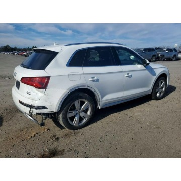 Audi Q5  SUV 2018,  2.0 benzyna, automat - Na sprzedaż za 33 500 zł - Warszawa - zdjęcie 4