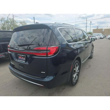 Chrysler Pacifica  Minivan/Van 2024,  3.6 benzyna, automat - Na sprzedaż za 79 000 zł - Warszawa - zdjęcie 4