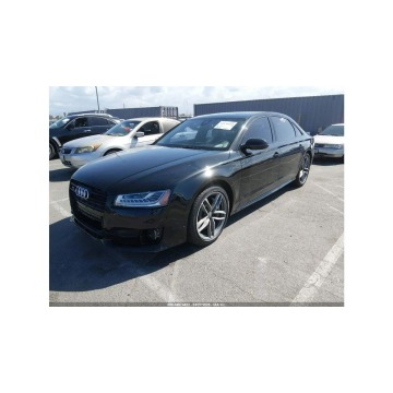 Audi A8 - Quattro / 4.0 V8 / niski przebieg