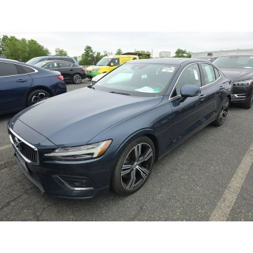 Volvo S60 - INSCRIPTION / AWD / niski przebieg / mała szkoda