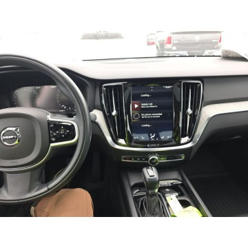 Volvo S60  Sedan/Limuzyna 2019,  2.0 benzyna, automat - Na sprzedaż za 35 000 zł - Warszawa - zdjęcie 11