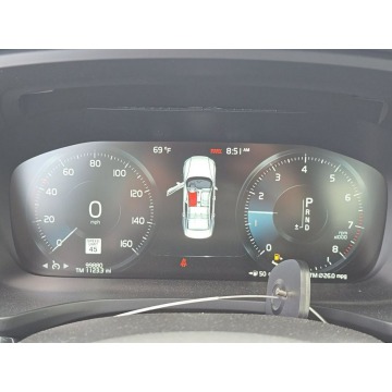 Volvo S60  Sedan/Limuzyna 2019,  2.0 benzyna, automat - Na sprzedaż za 35 000 zł - Warszawa - zdjęcie 9