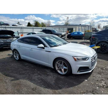 Audi A5  Sedan/Limuzyna 2018,  2.0 benzyna, automat - Na sprzedaż za 39 000 zł - Wrocław - zdjęcie 4