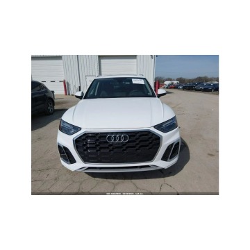 Audi Q5  SUV 2023,  2.0 benzyna, automat - Na sprzedaż za 55 000 zł - Wrocław - zdjęcie 2