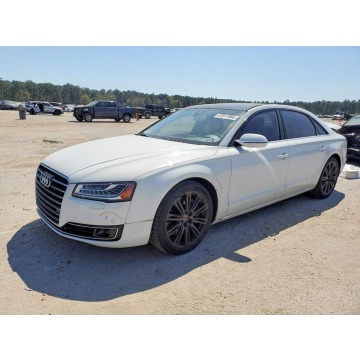 Audi A8  Sedan/Limuzyna 2015,  4.0 benzyna, automat - Na sprzedaż za 39 000 zł - Wrocław - zdjęcie 2