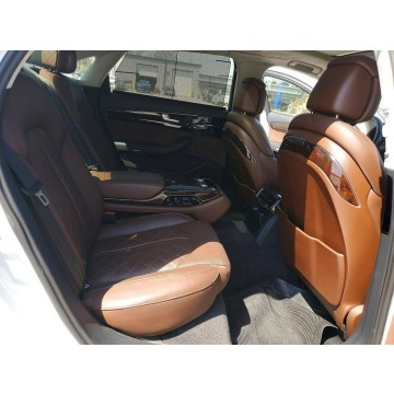 Audi A8  Sedan/Limuzyna 2015,  4.0 benzyna, automat - Na sprzedaż za 39 000 zł - Wrocław - zdjęcie 10
