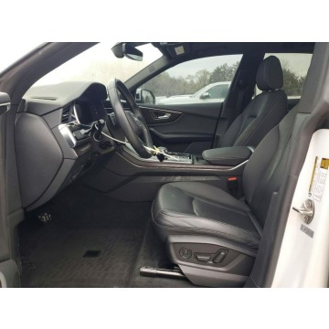 Audi Q8  SUV 2021,  3.0 benzyna, automat - Na sprzedaż za 89 000 zł - Wrocław - zdjęcie 7