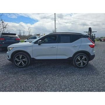 Volvo   SUV 2020,  2.0 benzyna, automat - Na sprzedaż za 42 000 zł - Wrocław - zdjęcie 5