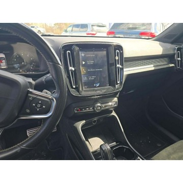 Volvo   SUV 2020,  2.0 benzyna, automat - Na sprzedaż za 42 000 zł - Wrocław - zdjęcie 12