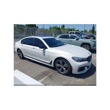 BMW 740 - B58 / niski przebieg