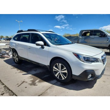 Subaru Outback 2018,  2.5 benzyna, automat - Na sprzedaż za 29 000 zł - Wrocław - zdjęcie 3
