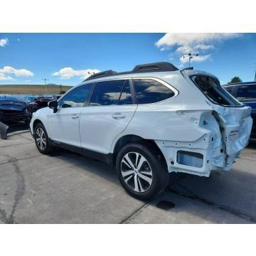 Subaru Outback 2018,  2.5 benzyna, automat - Na sprzedaż za 29 000 zł - Wrocław - zdjęcie 5