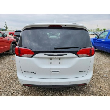 Chrysler Pacifica  Minivan/Van 2018,  3.6 benzyna, automat - Na sprzedaż za 32 000 zł - Wrocław - zdjęcie 6