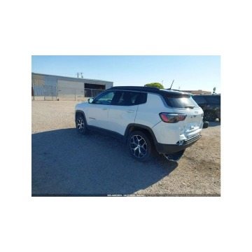 Jeep Compass  SUV 2024,  2.0 benzyna, automat - Na sprzedaż za 44 000 zł - Wrocław - zdjęcie 7
