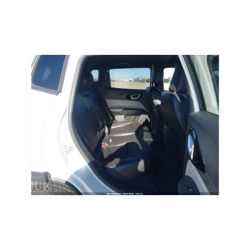 Jeep Compass  SUV 2024,  2.0 benzyna, automat - Na sprzedaż za 44 000 zł - Wrocław - zdjęcie 11