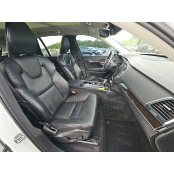 Volvo   SUV 2019,  2.0 benzyna, automat - Na sprzedaż za 45 000 zł - Wrocław - zdjęcie 10