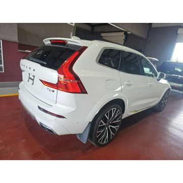 Volvo   SUV 2019,  2.0 benzyna, automat - Na sprzedaż za 36 000 zł - Wrocław - zdjęcie 4
