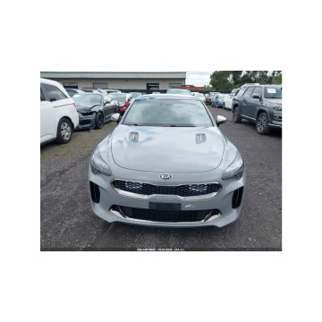 Kia Stinger  Sedan/Limuzyna 2020,  3.3 benzyna, automat - Na sprzedaż za 35 000 zł - Wrocław - zdjęcie 3