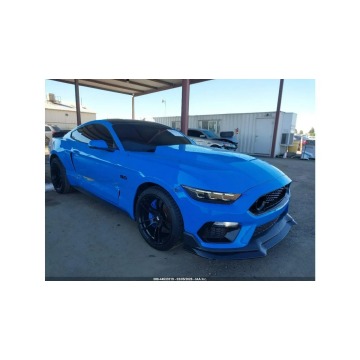 Ford Mustang - 5.0 V8 / automat / niski przebieg