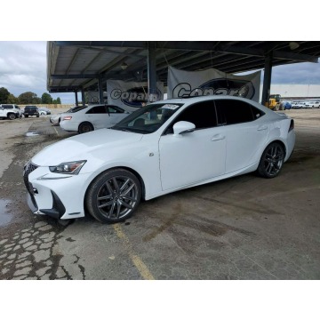 Lexus IS  Sedan/Limuzyna 2018,  2.0 benzyna, automat - Na sprzedaż za 37 000 zł - Wrocław - zdjęcie 3