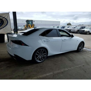 Lexus IS  Sedan/Limuzyna 2018,  2.0 benzyna, automat - Na sprzedaż za 37 000 zł - Wrocław - zdjęcie 4
