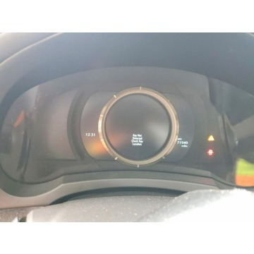 Lexus IS  Sedan/Limuzyna 2018,  2.0 benzyna, automat - Na sprzedaż za 37 000 zł - Wrocław - zdjęcie 9