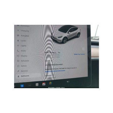 Tesla   SUV 2024 elektryczny, automat - Na sprzedaż za 64 000 zł - Wrocław - zdjęcie 10