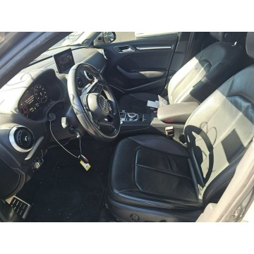 Audi A3  Sedan/Limuzyna 2019,  2.0 benzyna, automat - Na sprzedaż za 30 000 zł - Wrocław - zdjęcie 7
