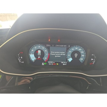 Audi Q3  SUV 2022,  2.0 benzyna, automat - Na sprzedaż za 43 000 zł - Wrocław - zdjęcie 10