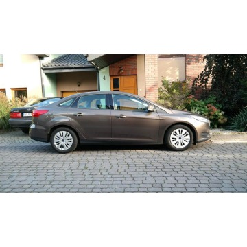 Ford Focus  Sedan/Limuzyna 2018,  1.6 benzyna - Na sprzedaż za 26 000 zł - Łódź - zdjęcie 5