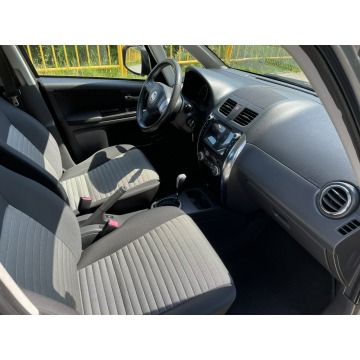 Fiat Sedici  SUV 2013,  1.6 benzyna, automat - Na sprzedaż za 25 999 zł - Gostyń - zdjęcie 8