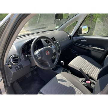 Fiat Sedici  SUV 2013,  1.6 benzyna, automat - Na sprzedaż za 25 999 zł - Gostyń - zdjęcie 10