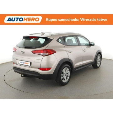 Hyundai Tucson  SUV 2017,  1.6 benzyna - Na sprzedaż za 63 900 zł - Warszawa - zdjęcie 7