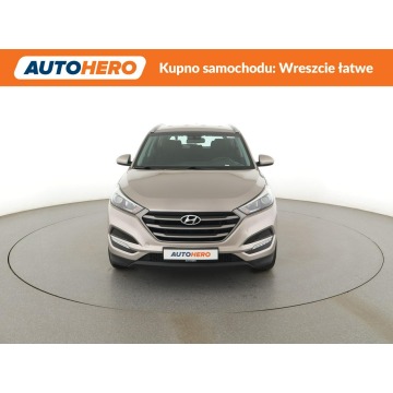 Hyundai Tucson  SUV 2017,  1.6 benzyna - Na sprzedaż za 63 900 zł - Warszawa - zdjęcie 11