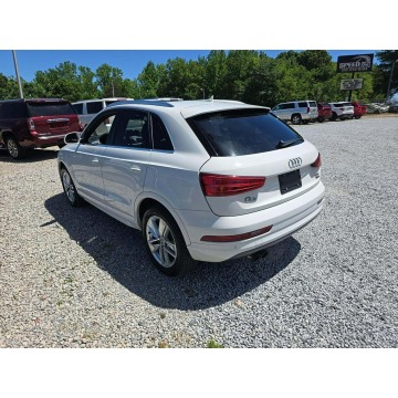 Audi Q3  SUV 2018,  2.0 benzyna, automat - Na sprzedaż za 31 000 zł - Tarnów - zdjęcie 4