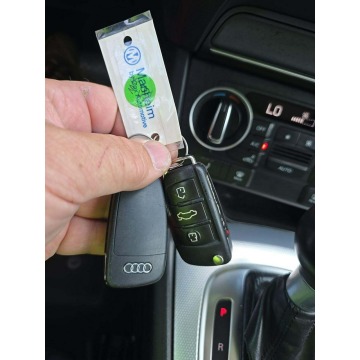 Audi Q3  SUV 2018,  2.0 benzyna, automat - Na sprzedaż za 31 000 zł - Tarnów - zdjęcie 12