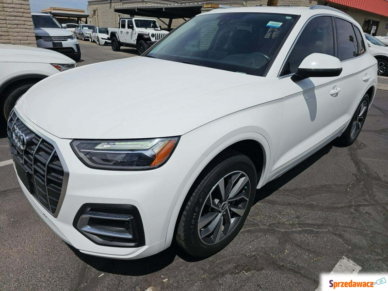 Audi Q5  SUV 2021,  2.0 benzyna, automat - Na sprzedaż za 45 000 zł - Tarnów