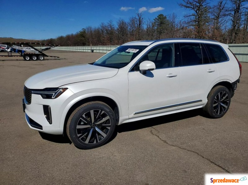 Volvo   SUV 2026,  2.0 benzyna, automat - Na sprzedaż za 99 900 zł - Tarnów