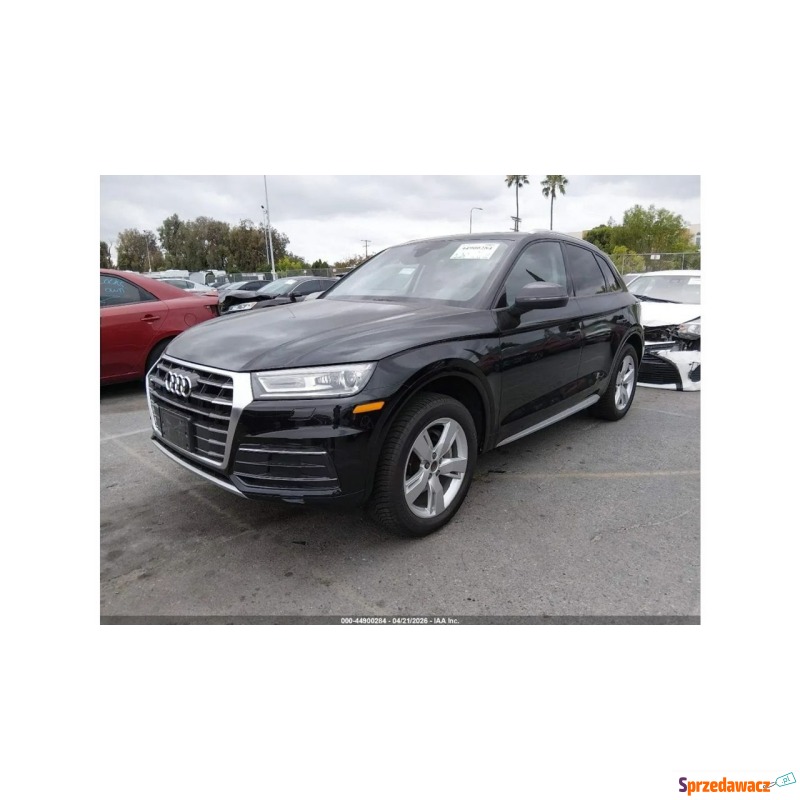Audi Q5  SUV 2018,  2.0 benzyna, automat - Na sprzedaż za 33 500 zł - Tarnów