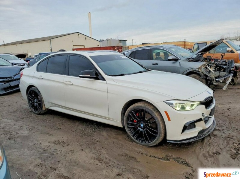 BMW Seria 3  Sedan/Limuzyna 2018,  2.0 benzyna, automat - Na sprzedaż za 32 000 zł - Tarnów