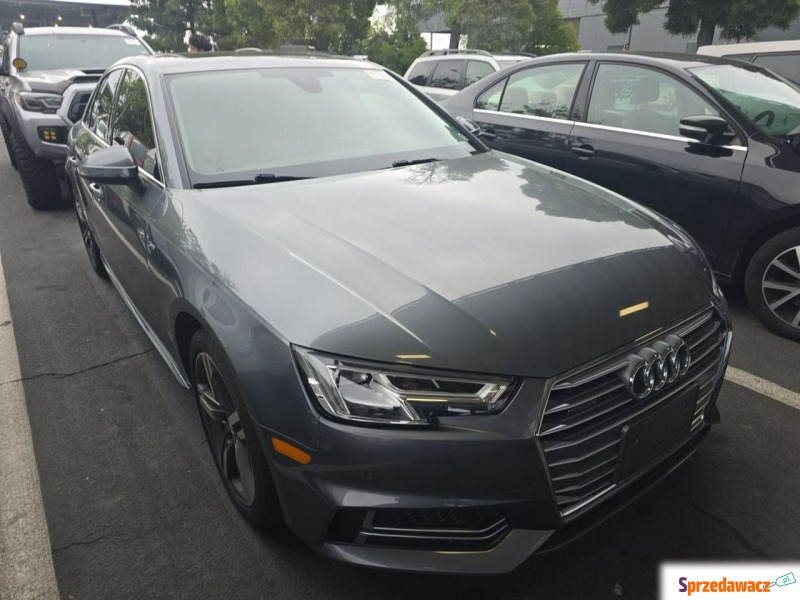 Audi A4  Sedan/Limuzyna 2018,  2.0 benzyna, automat - Na sprzedaż za 32 000 zł - Warszawa