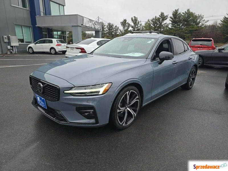 Volvo S60  Sedan/Limuzyna 2024,  2.0 benzyna, automat - Na sprzedaż za 75 000 zł - Warszawa