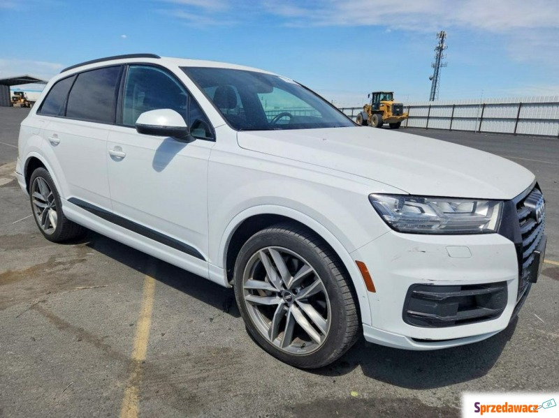 Audi Q7  SUV 2018,  3.0 benzyna, automat - Na sprzedaż za 45 000 zł - Wrocław