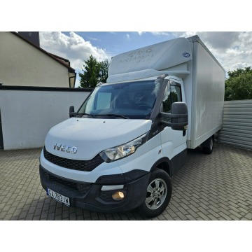 Iveco Daily 35S15 - 2.3 145KM bezwypadek NISKI PRZEBIEG winda FV 23% KONTENER